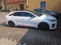 Gebraucht Kia ProCeed GT 204 PS (150 kW) 2019 Weiß Kombi