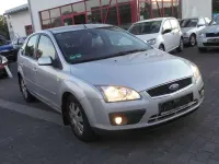 Gebraucht Ford Focus 116 PS (85 kW) 2006 Silber Limousine