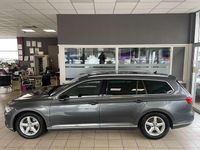 Gebraucht VW Passat Highline 150 PS (110 kW) 2015 Grau Kombi