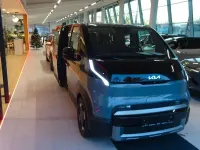 Nowe Kia PV5 119 kW (163 KM) 2025 Szary Minivan