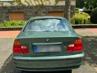 Gebraucht BMW 320 Basis 150 PS (110 kW) 1999 Grün Limousine