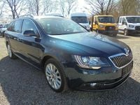 Gebraucht Skoda Superb Exclusive 160 PS (117 kW) 2013 Blau Kombi