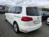 Second-hand VW Sharan Style 140 CP (102 kW) 2012 Alb Monovolum