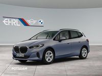 Neu BMW 218 Performance 136 PS (100 kW) 2026 Grau Van / Kleinbus