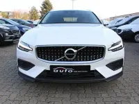 Gebraucht Volvo V60 CC 197 PS (144 kW) 2021 Weiß Kombi