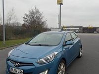 Gebraucht Hyundai i30 99 PS (72 kW) 2012 Blau Limousine