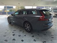 gebraucht Volvo V60 Kombi Core B4 Benzin Mild-Hybrid EU6d