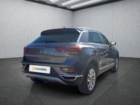 Gebraucht VW T-Roc 110 PS (80 kW) 2023 Grau SUV