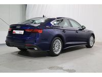 Gebraucht Audi A5 Sportback Ambiente 204 PS (150 kW) 2022 Navarrablau metallic Kleinwagen