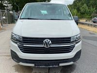 Gebraucht VW Multivan Family 150 PS (110 kW) 2021 Grau Van