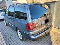 Gebraucht VW Sharan 140 PS (102 kW) 2010 Grau Van / Kleinbus