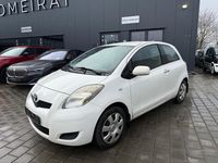 Gebraucht Toyota Yaris Cool 69 PS (50 kW) 2011 Weiß Kleinwagen