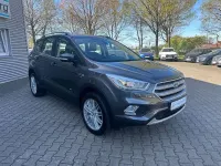 Gebraucht Ford Kuga Titanium 182 PS (133 kW) 2017 Grau SUV