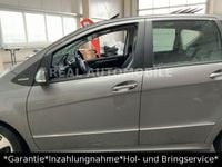 Gebraucht Mercedes A200 Avantgarde 140 PS (102 kW) 2011 Grau Limousine