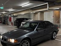 Gebraucht BMW 323 170 PS (125 kW) 1995 Grau Limousine