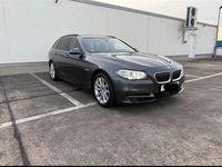 Gebraucht BMW 525 Performance 218 PS (160 kW) 2016 Grau Kombi