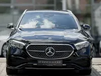 Gebraucht Mercedes E220 AMG line 197 PS (144 kW) 2025 Schwarz Limousine