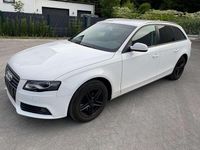 Gebraucht Audi A4 Attraction 143 PS (105 kW) 2011 Ibisweiß Kombi