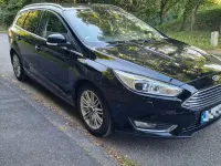 Gebraucht Ford Focus Titanium 150 PS (110 kW) 2017 Schwarz Limousine
