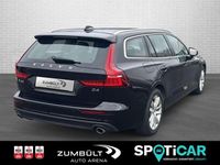 Gebraucht Volvo V60 Pro 190 PS (139 kW) 2019 Onyx black / metallic (metallic) Kombi