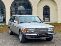Gebraucht Mercedes E280 185 PS (136 kW) 1984 Silber Kombi