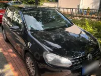 Gebraucht VW Golf VI 100 PS (73 kW) 2011 Schwarz Kleinwagen