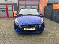 Gebraucht Hyundai i10 Essential 67 PS (49 kW) 2023 Blau Kleinwagen