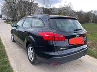 Gebraucht Ford Focus 150 PS (110 kW) 2015 Schwarz Kombi