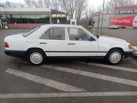 Gebraucht Mercedes 200 72 PS (52 kW) 1988 Limousine