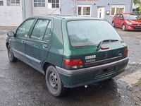 Gebraucht Renault Clio II 75 PS (55 kW) 1998 Grün Kleinwagen