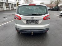 Gebraucht Ford S-MAX Titanium 163 PS (119 kW) 2012 Silber Van / Kleinbus