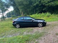 Gebraucht Mercedes C200 122 PS (89 kW) 2006 Blau Coupé