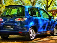 Usata Mazda 2 80 CV (58 kW) 2007 Blu Utilitaria