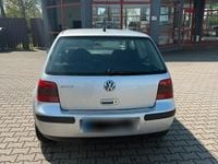 Gebraucht VW Golf IV 75 PS (55 kW) 2002 Grau Kleinwagen