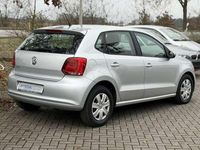 Gebraucht VW Polo Trendline 60 PS (44 kW) 2012 Reflexsilber metallic Kleinwagen