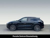 Gebraucht Porsche Cayenne 470 PS (345 kW) 2025 Schwarz SUV