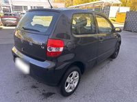 Usata VW Fox 75 CV (55 kW) 2008 Nero Utilitaria
