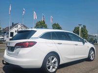 Gebraucht Opel Astra 136 PS (100 kW) 2018 Weiß Kombi
