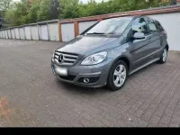 Gebraucht Mercedes B180 109 PS (80 kW) 2008 Braun Van / Kleinbus