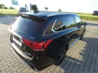 Gebraucht Mitsubishi Outlander P-HEV Top 135 PS (99 kW) 2019 Rubinschwarzmetallic (metallic) SUV