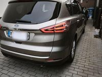 Second-hand Ford S-MAX Trend 165 CP (121 kW) 2016 Gri Monovolum