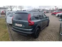 Gebraucht Dacia Jogger Extreme 101 PS (74 kW) 2024 Grün schwarz Van / Kleinbus