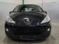 Gebraucht Peugeot 207 Tendance 73 PS (53 kW) 2011 Schwarz Limousine