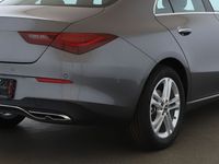 Gebraucht Mercedes CLA180 136 PS (100 kW) 2024 Grau Limousine