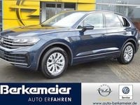 Gebraucht VW Touareg IQ Drive 231 PS (169 kW) 2024 Andere farbe SUV