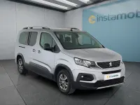 Gebraucht Peugeot Rifter 131 PS (96 kW) 2023 Grau Van / Kleinbus
