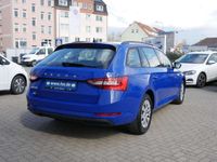 gebraucht Skoda Superb Combi 2.0 TDI Active LED SITZHZG ZUSATZHZG PDC hi.