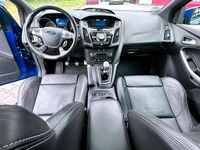 Second-hand Ford Focus ST 250 CP (183 kW) 2012 Albastru Berlinǎ