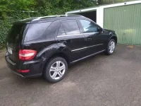 Gebraucht Mercedes ML350 231 PS (169 kW) 2010 Schwarz SUV