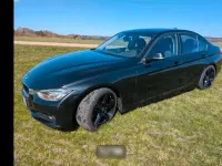 Gebraucht BMW 318 143 PS (105 kW) 2014 Schwarz Limousine